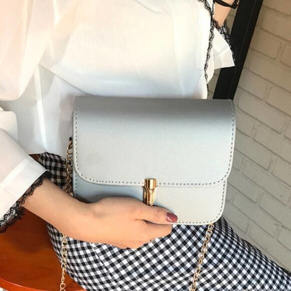 Silvery Gray Chain Crossbody Popular Fashion Bag - Picture 4 of 11